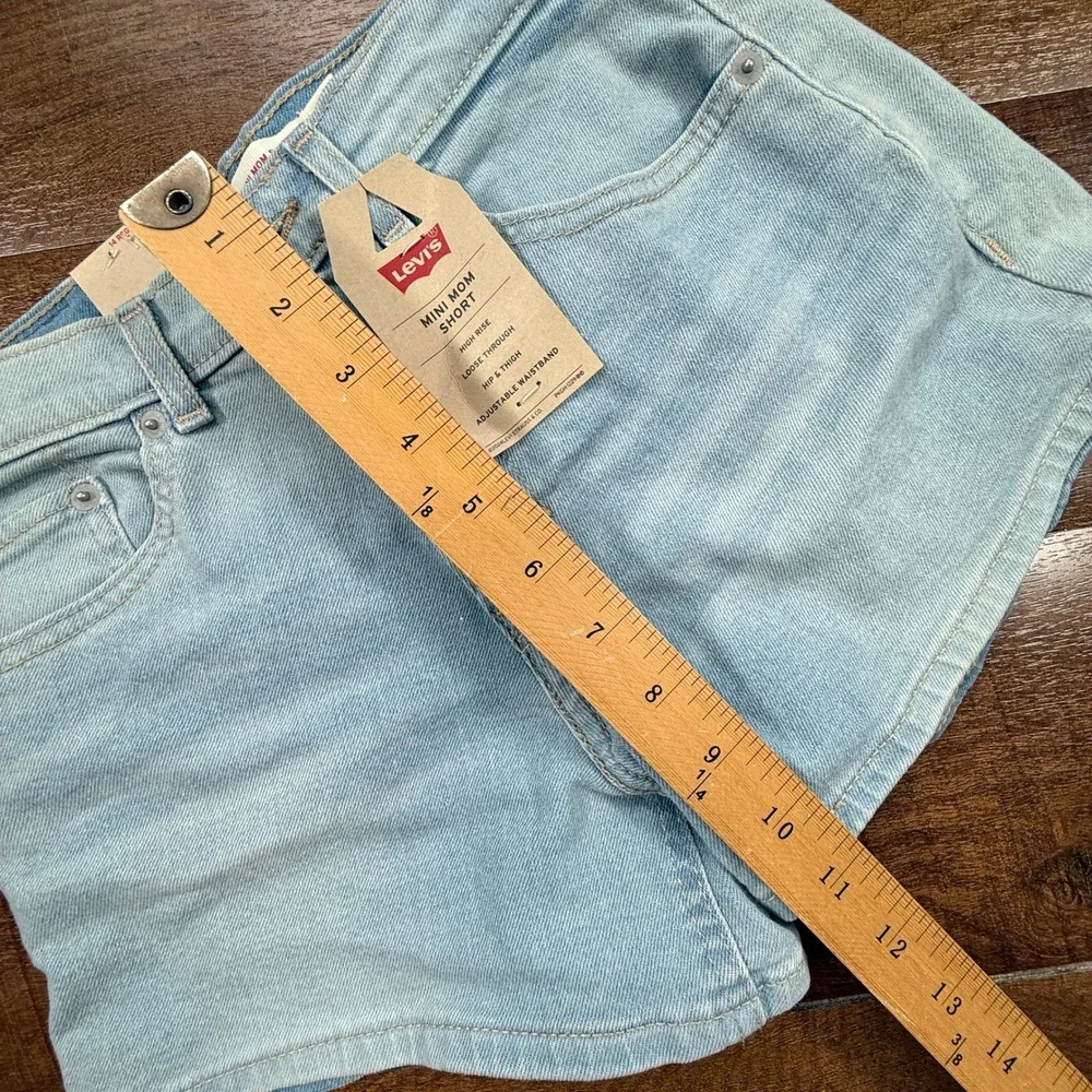 NWT Levis Mini Mom Short Girls 14 Light Blue High Rise Adjustable Waist Denim
